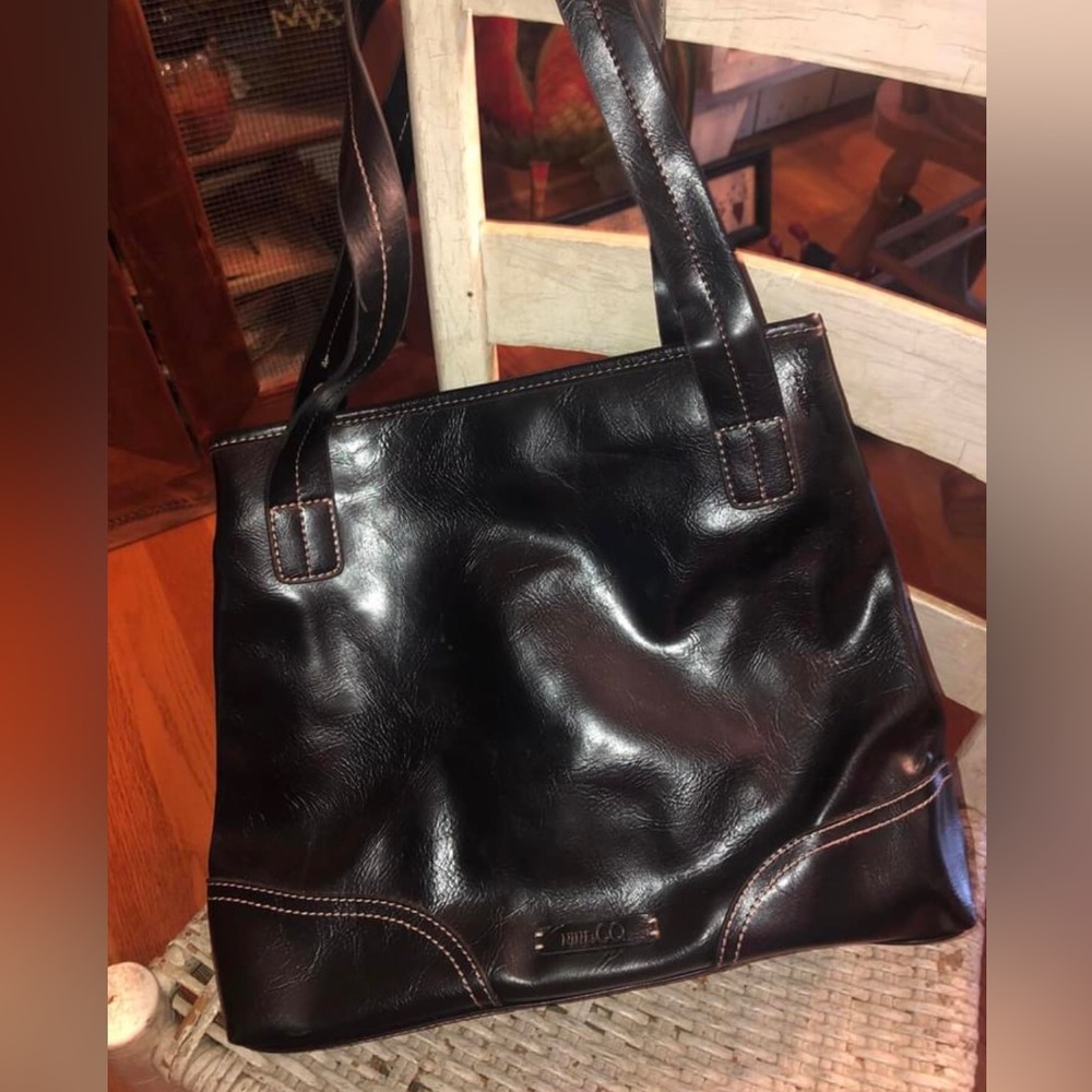 Nine&Co Black pocketbook